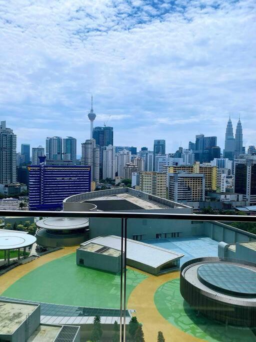 Infinity Pool/ Lucentia Bbcc, Near Lalaport, Pnb118, Klcc Apartment Куала Лумпур Екстериор снимка