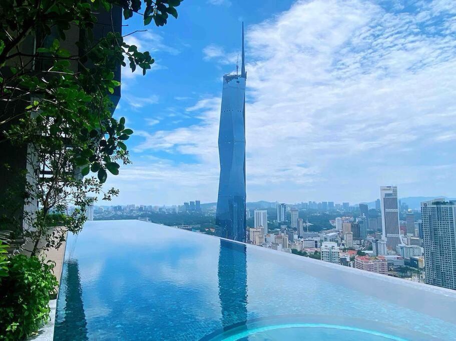 Infinity Pool/ Lucentia Bbcc, Near Lalaport, Pnb118, Klcc Apartment Куала Лумпур Екстериор снимка